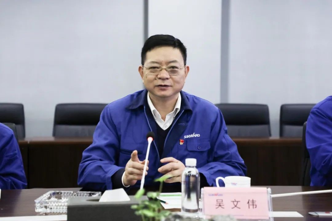 以黨建促業(yè)務，以業(yè)務強黨建——青島西海岸公用事業(yè)集團考察山河智能
