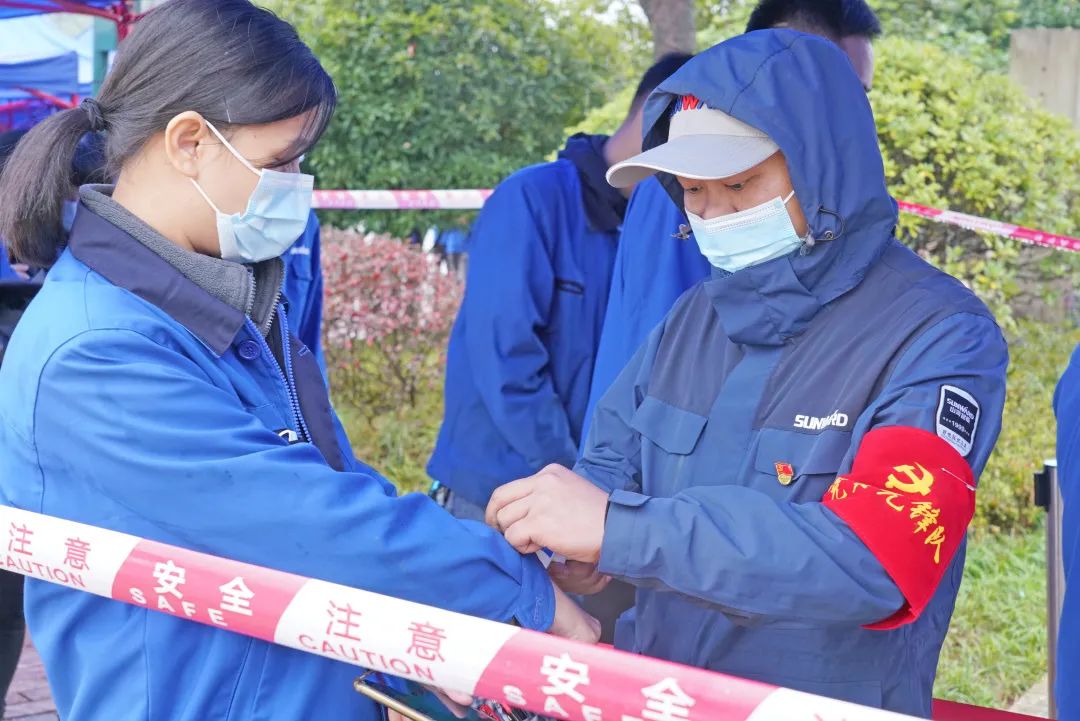 采樣完成率近100%！山河智能第一時間開展全員核酸檢測，保障安全生產
