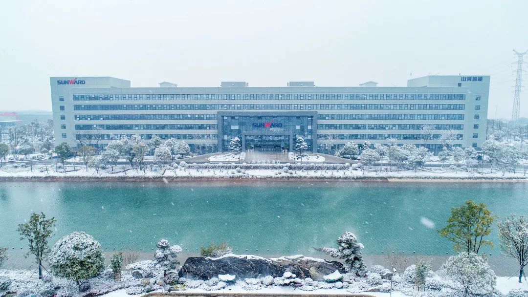 瑞雪兆豐年，邀您共賞雪中山河！