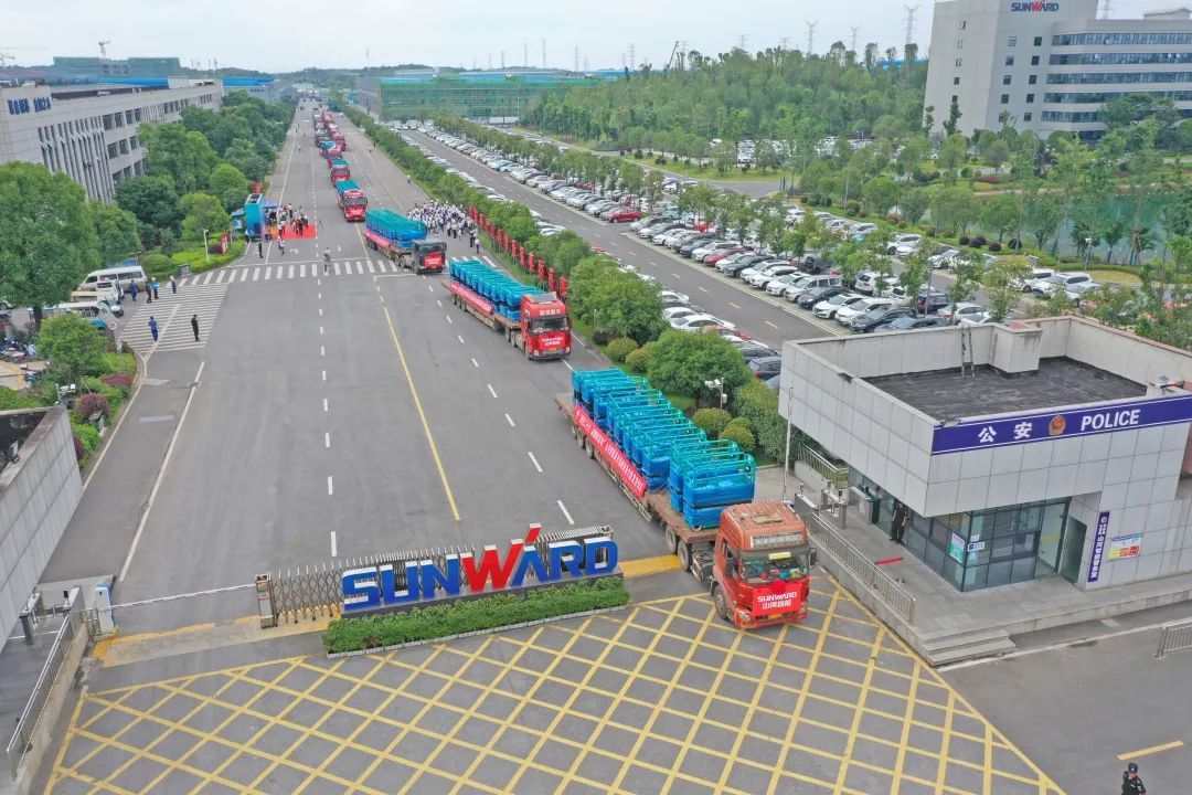 獻(xiàn)禮二十大，再攀新高地！山河智能高空機(jī)械設(shè)備再迎批量發(fā)貨