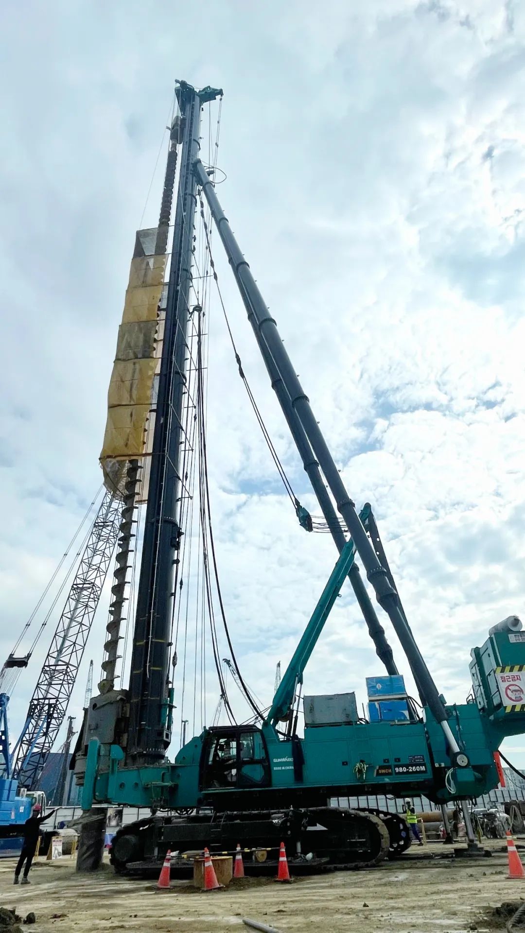 “全球最高樁架”嶄露頭角！山河智能實力助建韓國首爾麻古MICE綜合園區(qū)