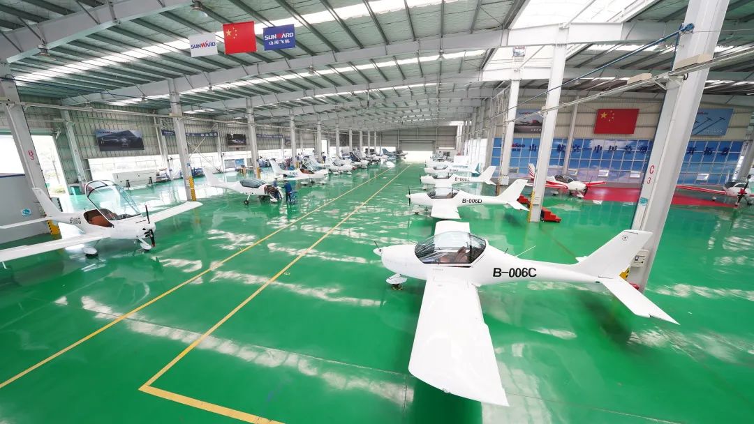 23個月交付100架！山河航空第 199、200 架阿若拉飛機順利下線交付