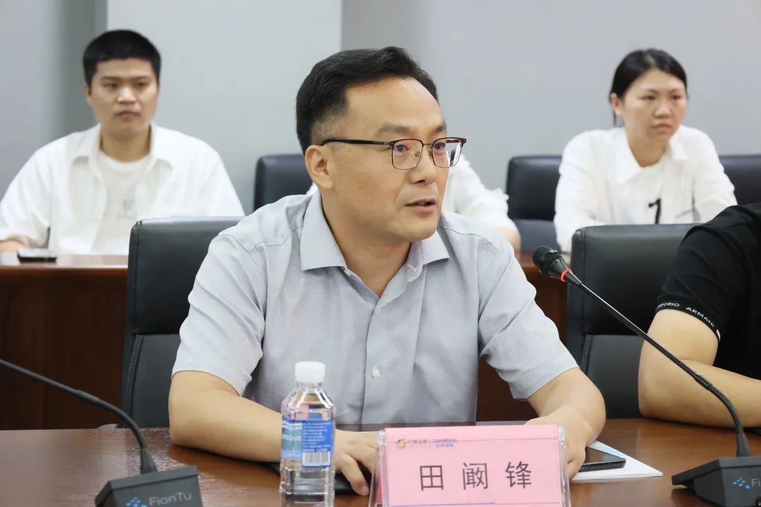 攜手開啟綠色轉(zhuǎn)型之路！山河智能&南京蓋百氏增程式電動旋挖鉆機簽約儀式成功舉辦