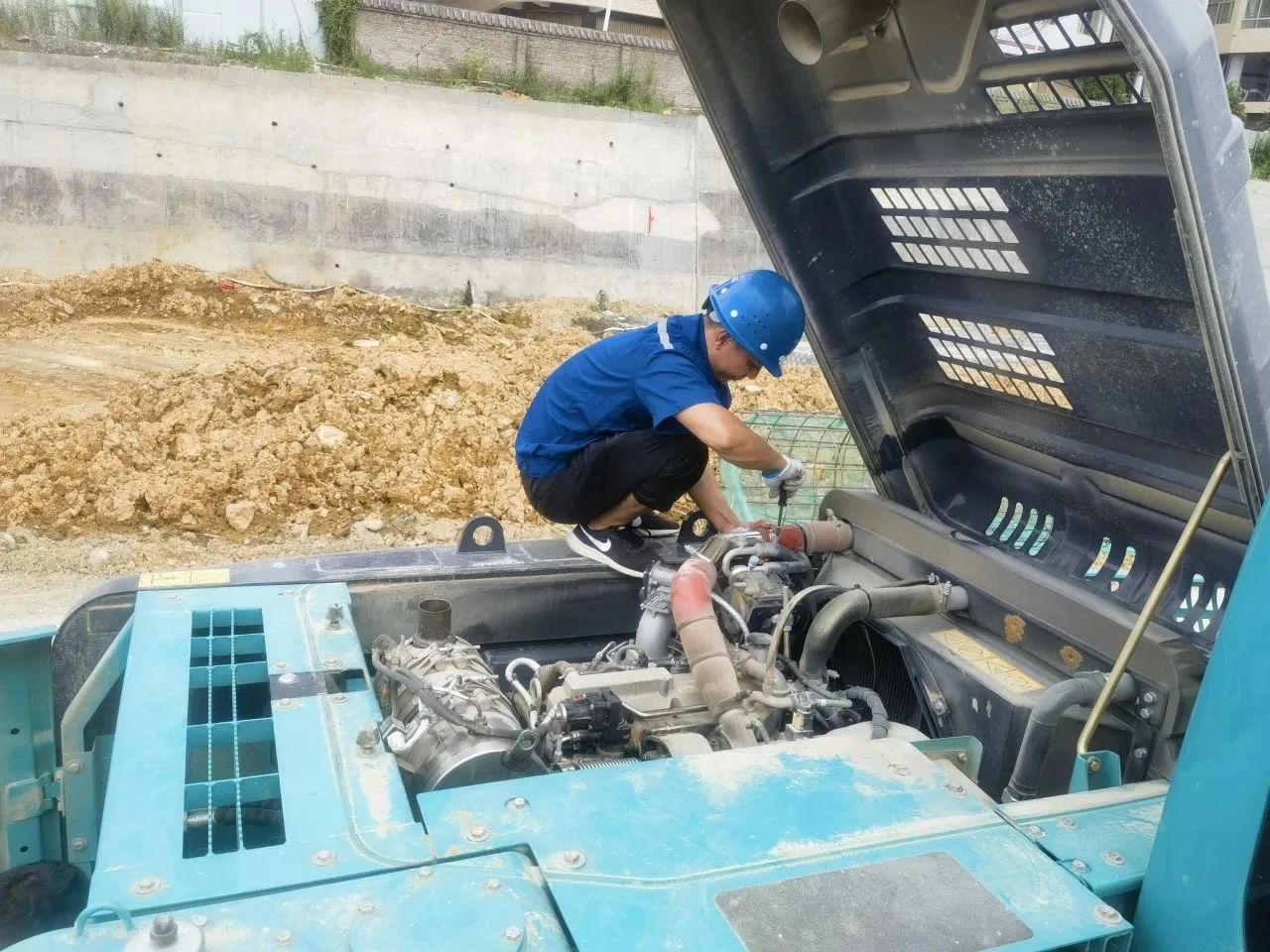 步履不停，服務(wù)不止！山河智能挖掘機(jī)服務(wù)萬(wàn)里行火熱進(jìn)行中