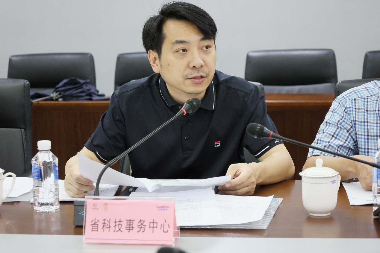 山河智能“超大型油氣管道綠色成套施工裝備”項(xiàng)目順利通過(guò)驗(yàn)收！