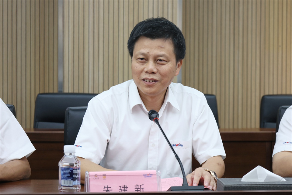 山河智能工研院綠色能源開發(fā)大孔徑深井鉆探技術推廣會圓滿舉行