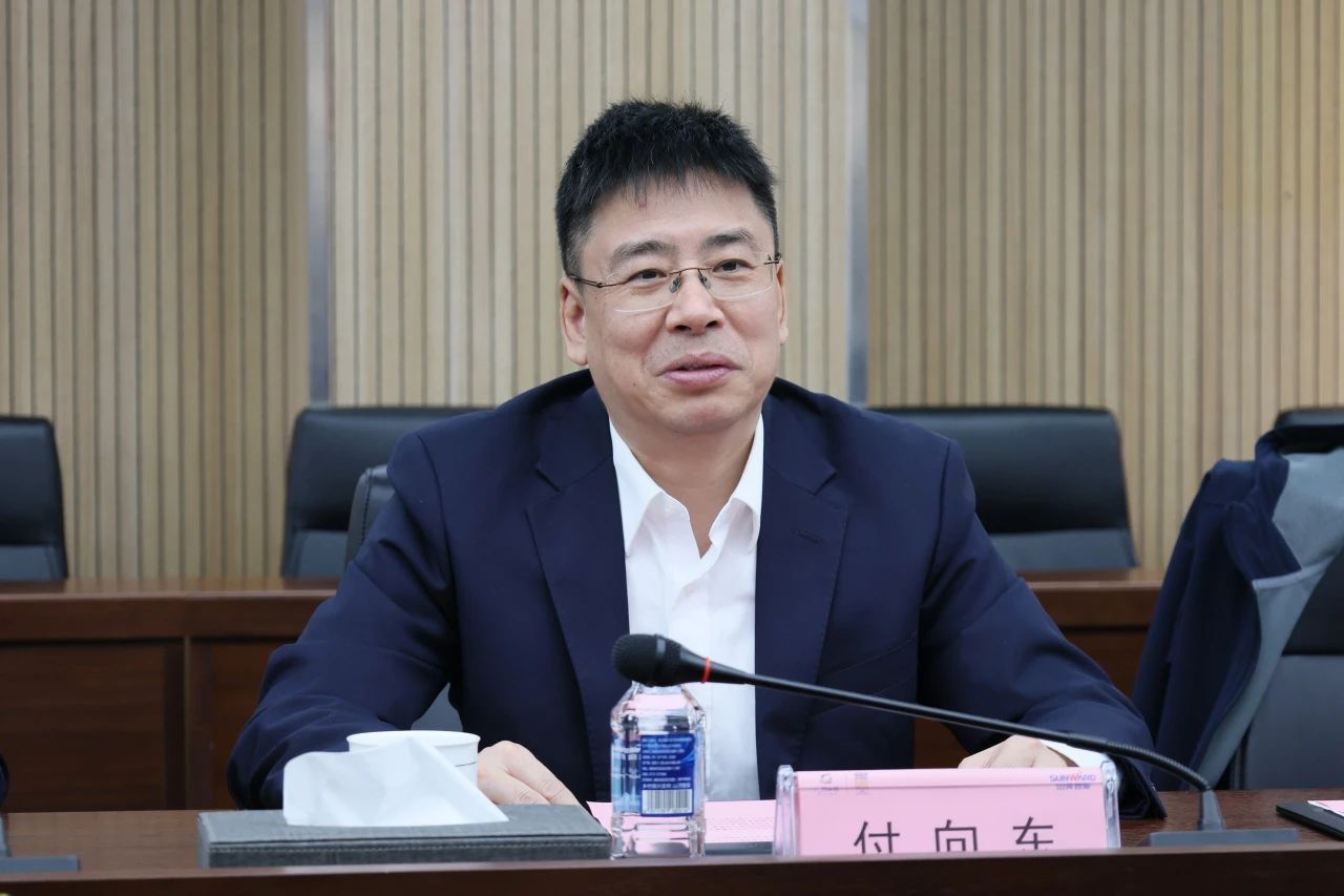 強(qiáng)強(qiáng)聯(lián)合，聚能攻堅(jiān)！山河智能與北方爆破科技達(dá)成戰(zhàn)略合作
