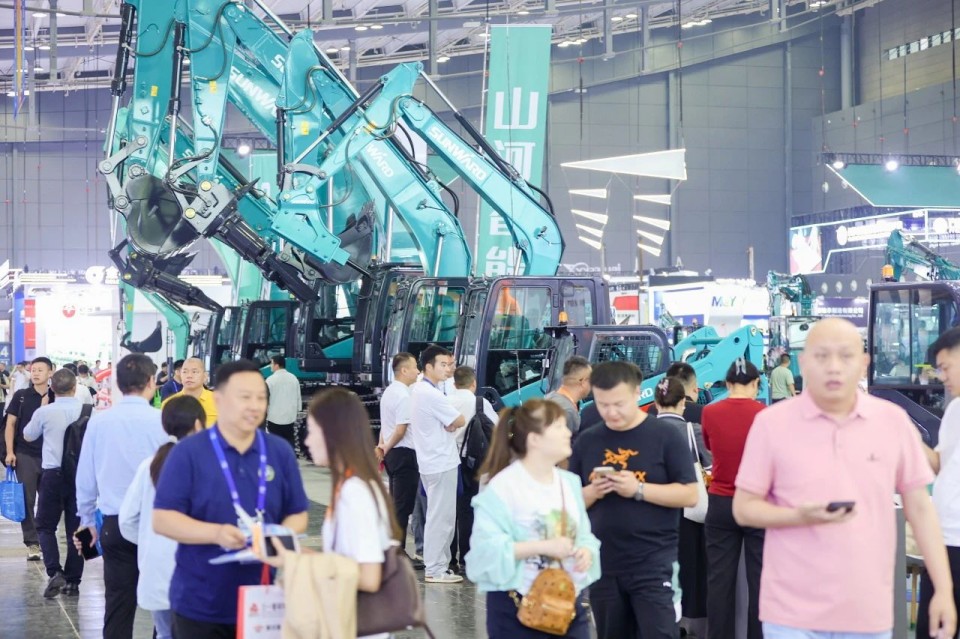 2025 CICEE | 山河智能實(shí)力閃耀2025長(zhǎng)沙國(guó)際工程機(jī)械展