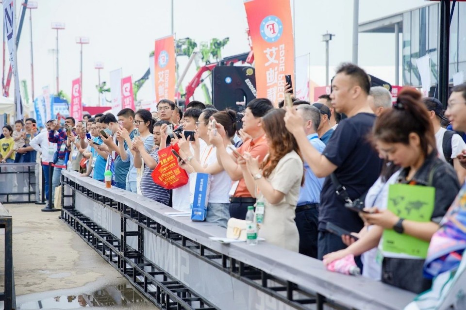 2025 CICEE | 山河智能實(shí)力閃耀2025長(zhǎng)沙國(guó)際工程機(jī)械展