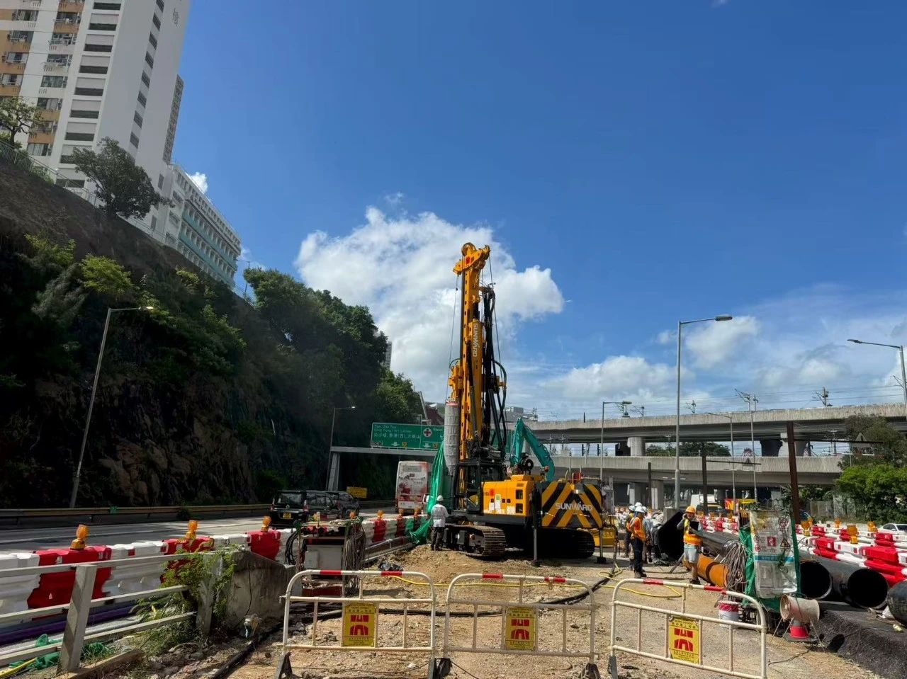 硬核首秀！山河智能SWDTH800大直徑潛孔錘鉆機(jī)進(jìn)擊香港市場